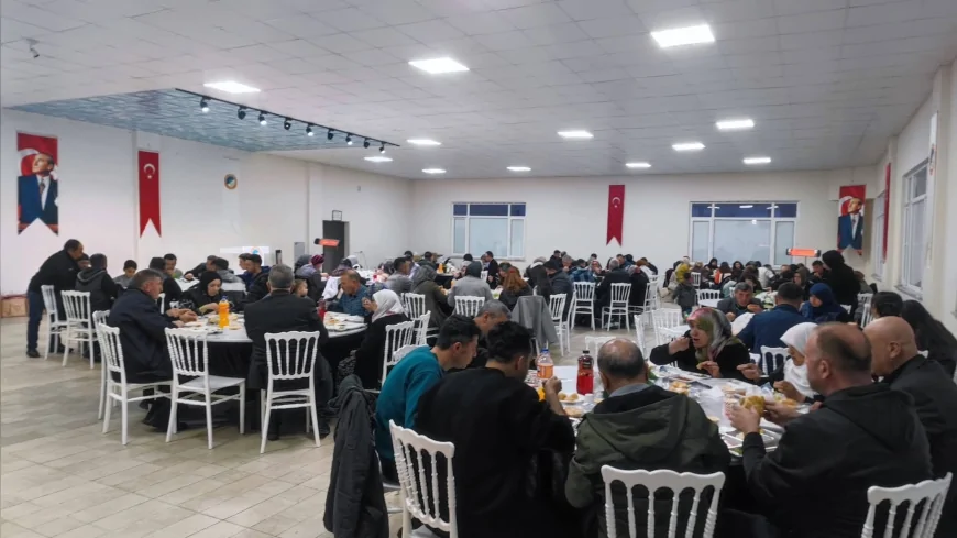 Oğuzlar Belediye Başkanı Mustafa Cebeci Belediye Personeli ve Aileleriyle İftar Programında Buluştu