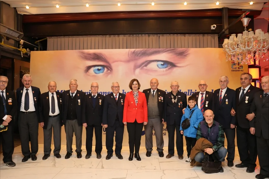 ESKİŞEHİR BÜYÜKŞEHİR BELEDİYE BAŞKANI AYŞE ÜNLÜCE: “SİZLER BİZLERE EMANET EDİLEN EN KIYMETLİ DEĞERLERİMİZSİNİZ”