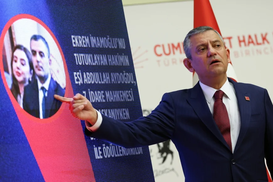 CHP GENEL BAŞKANI ÖZGÜR ÖZEL: “AKIN GÜRLEK’İN ELİNDEKİ VE SATILAN GAYRİMENKULLERİNİN TOPLAM DEĞERİ 452 MİLYON LİRA”