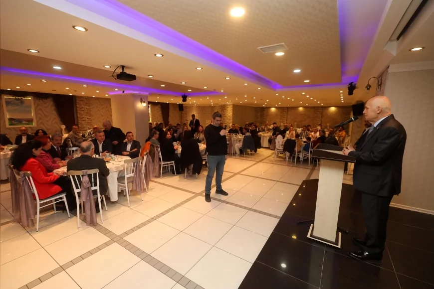 Yenimahalle Belediye Başkanı Fethi Yaşar Muhtarlarla İftarda Buluştu Birlik ve Dayanışma Vurgusu Yaptı!