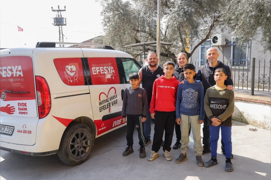 Efeler Belediye Başkanı Anıl Yetişkin Kocagür’de çocukların bayram sevincine ortak oldu!