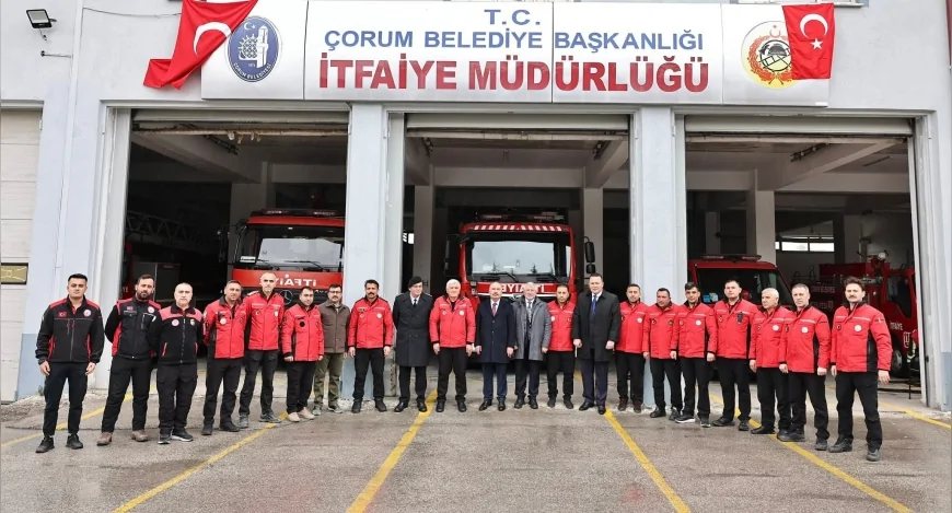 Çorum Valisi Ali Çalgan’dan İtfaiye Personeline Bayram Ziyareti