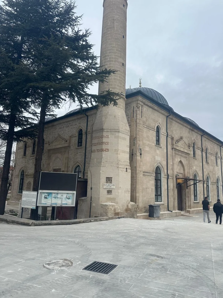 Kültür ve Turizm Bakanı Mehmet Nuri Ersoy: “Asırların mirasını yeniden ayağa kaldırıyor, üç camiyi bayramda ibadete açıyoruz”
