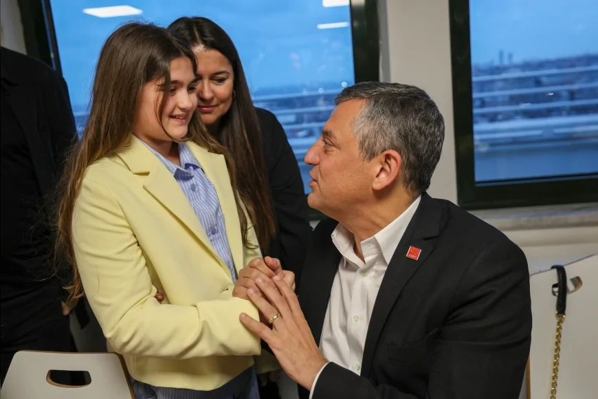 CHP Genel Başkanı Özgür Özel: “Türkiye yeni bir iktidara hazırlanıyor, yarınlarda birlikte olacağız”