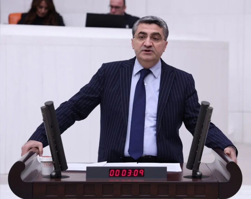 DEVA Partisi Genel Başkan Yardımcısı Mehmet Emin Ekmen: “Ramazan’ı Gazze ve İran’daki gelişmeler nedeniyle hüzünle geçirdik”