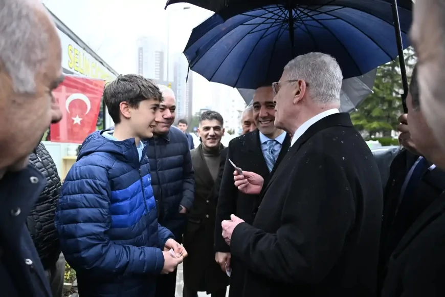 İYİ Parti Genel Başkanı Müsavat Dervişoğlu: “Dünya kötü günlerden kurtulup aydınlık ufuklarla buluşmalı”
