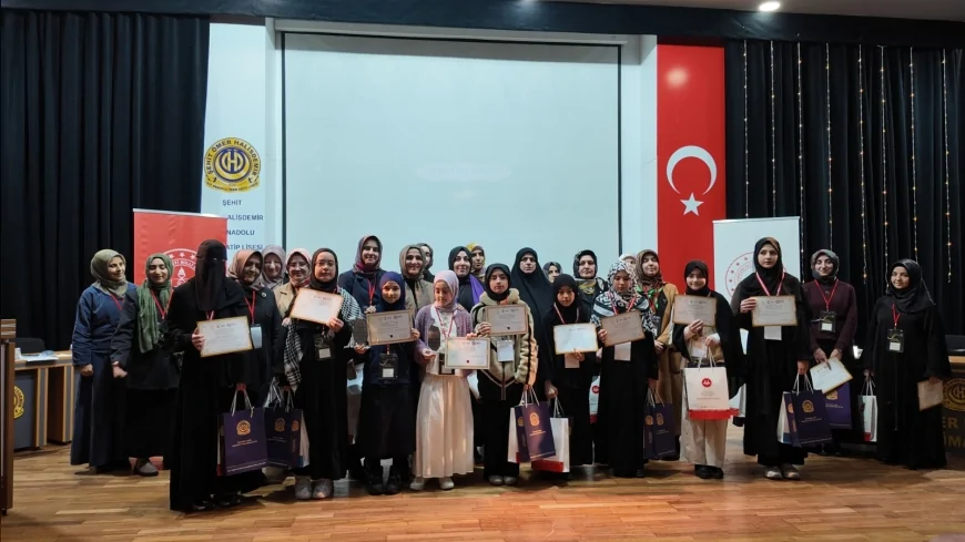 İstanbul’da Genç Nida Kur’an-ı Kerim’i Güzel Okuma Yarışması İl Finali Yoğun Katılımla Çekmeköy’de Gerçekleşti