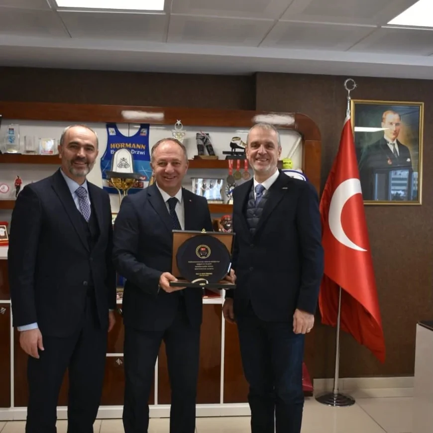 TÜSF Başkanı Prof. Dr. Mutlu Türkmen: “Erzurum 2028 Avrupa Üniversiteler Kış Oyunları’na hazır”