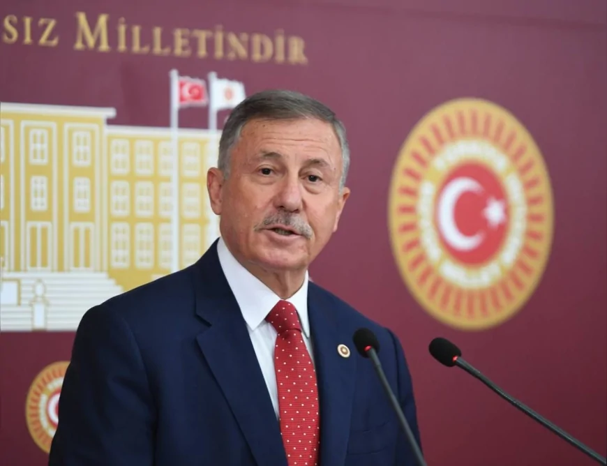 YENİ YOL GRUP BAŞKANVEKİLİ DOÇ. DR. SELÇUK ÖZDAĞ: “MUHSİN YAZICIOĞLU SEVİLEN BİR LİDERDİ VE HATIRASI YAŞAMAYA DEVAM EDİYOR”
