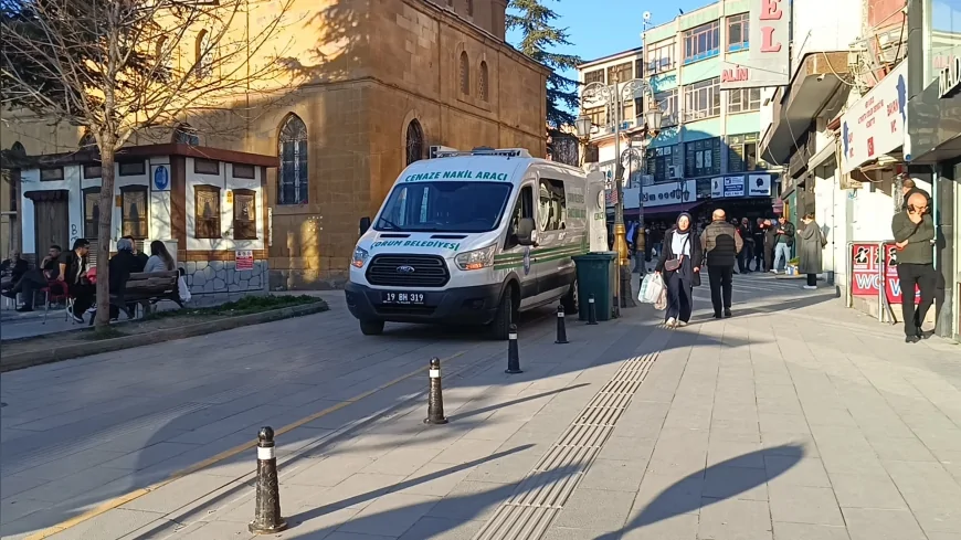 Çorum Çepni Mahallesi Otel Odasında 57 Yaşındaki Ayhan Şafak Hareketsiz Bulundu