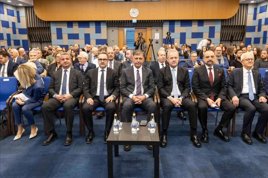 İzmir Büyükşehir Belediye Başkanı Dr. Cemil Tugay: “Sağlık turizminde güven ve ortak hareket şart”