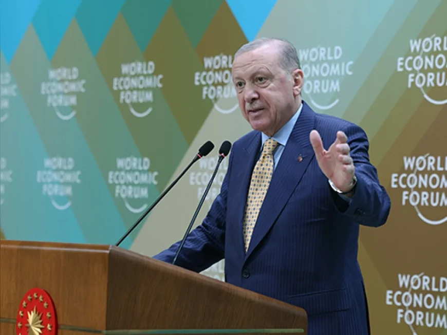 Cumhurbaşkanı Recep Tayyip Erdoğan: “Hukuksuz ve gereksiz savaşın faturasını tüm insanlık ödüyor”