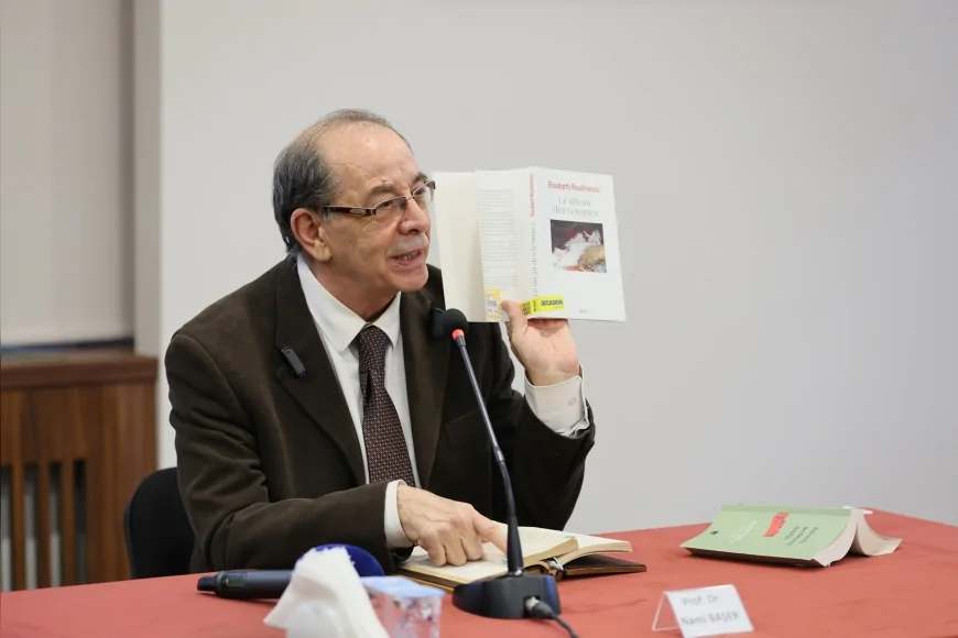 Bursa Büyükşehir Belediyesi Kültür Fabrikası etkinliklerinde felsefe söyleşisine yoğun katılım sağlandı