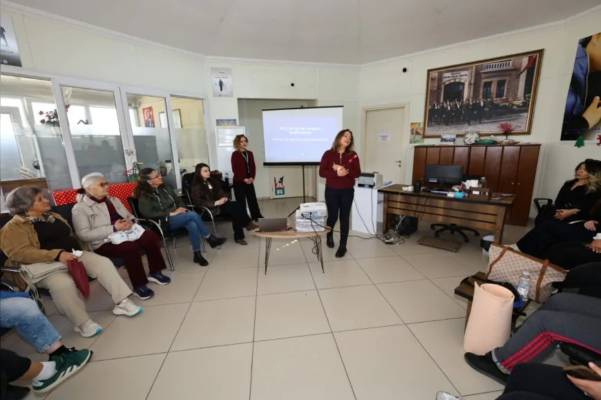 İzmir Büyükşehir Belediyesi Kadınlara Yönelik Yoga Destekli Sağlık Eğitimi Düzenledi