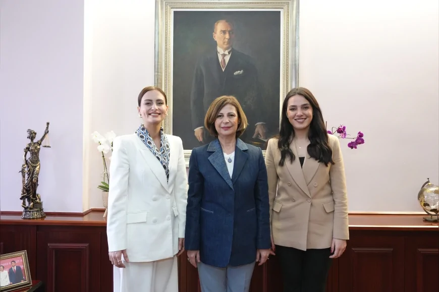 Eskişehir Büyükşehir Belediye Başkanı Ayşe Ünlüce Bucak ve Korkuteli Belediye Başkanlarını Ağırladı