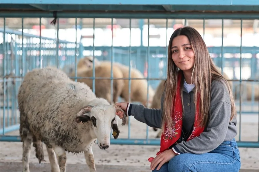 Denizli Büyükşehir Belediye Başkanı Bülent Nuri Çavuşoğlu: “Bu şehirde üreten kazanacak”