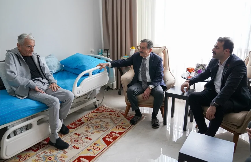 Tepebaşı Belediye Başkanı Dt. Ahmet Ataç: “İsmet Süder’in siyasi kültürü gençlere örnek olmalı”