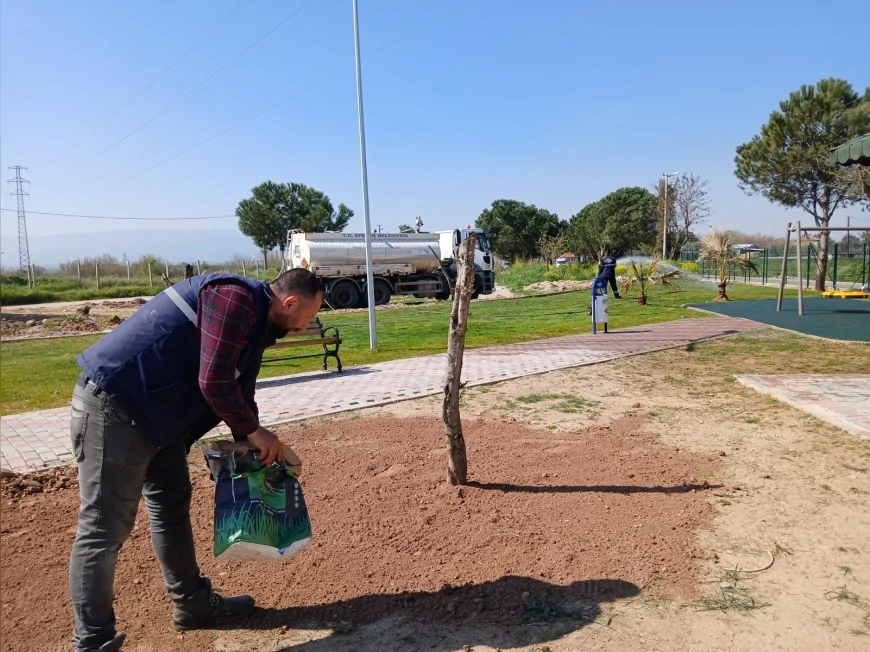 EFELER BELEDİYE BAŞKANI ANIL YETİŞKİN IŞIKLI MAHALLESİNDE YENİ SOSYAL YAŞAM ALANI ÇALIŞMALARININ HIZLA SÜRDÜĞÜNÜ AÇIKLADI