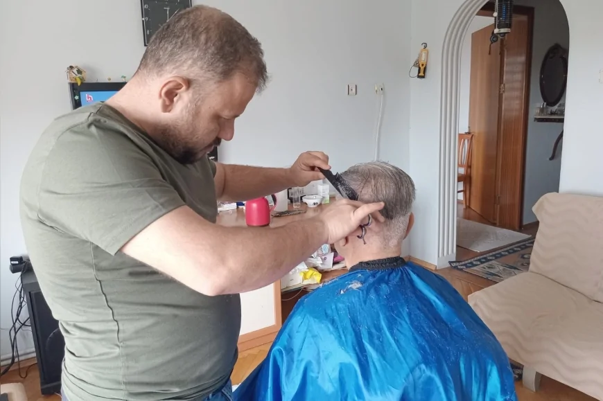 EFELER BELEDİYE BAŞKANI ANIL YETİŞKİN’İN EVDE BAKIM HİZMETİ VATANDAŞLARDAN YOĞUN İLGİ GÖRÜYOR