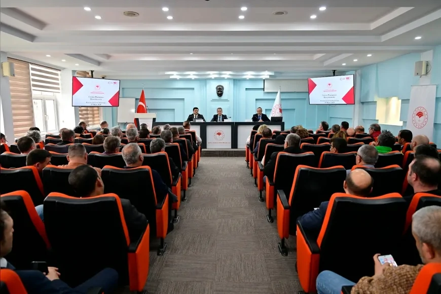 İzmir’de hayvancılık sektörünün geleceği yeni destekleme modeliyle masaya yatırıldı