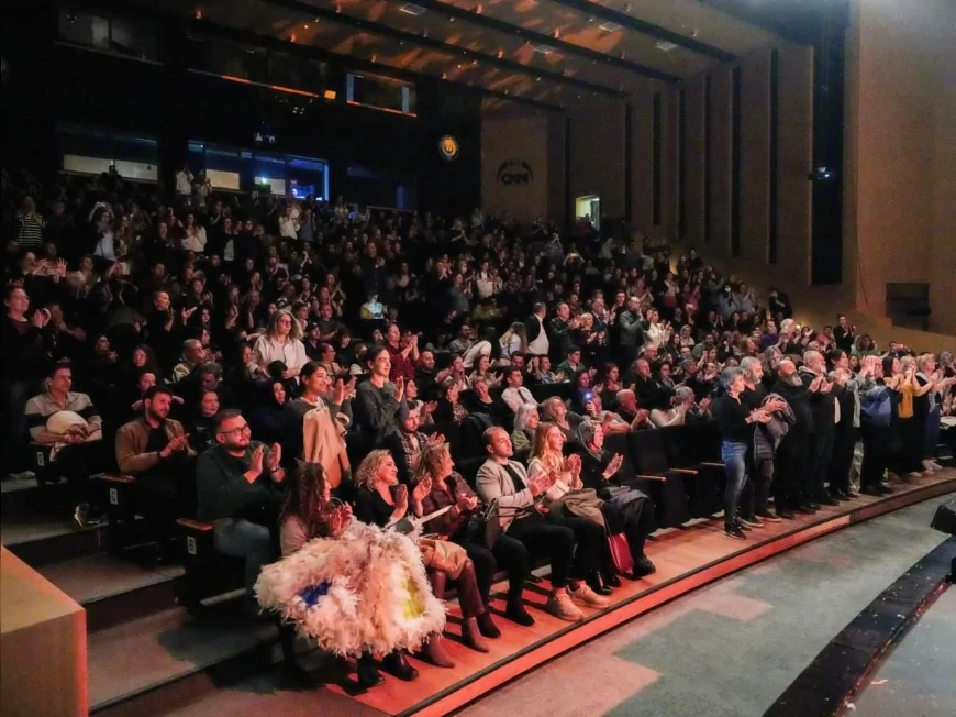 ETİMESGUT’TA DÜNYA TİYATRO GÜNÜ’NDE “KUŞKONDU MÜZİKALİ” SAHNEYE TAŞINDI