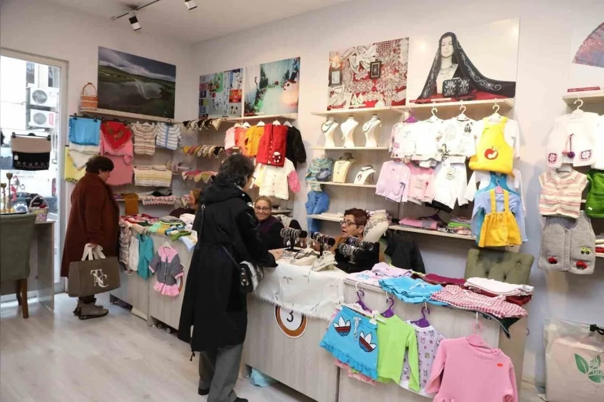 Ordu Büyükşehir Belediyesi El Emeği Çarşıları ile kadınlara gelir kapısı oluşturuyor
