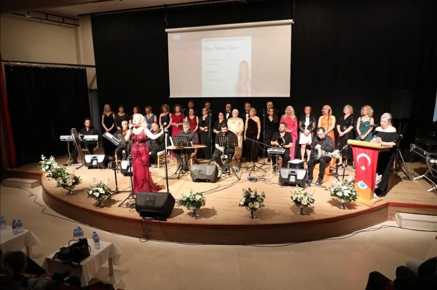Menderes’te Özdere TSM Korosu Bahar Nağmeleri Konseriyle Dinleyicilere Unutulmaz Gece Yaşattı