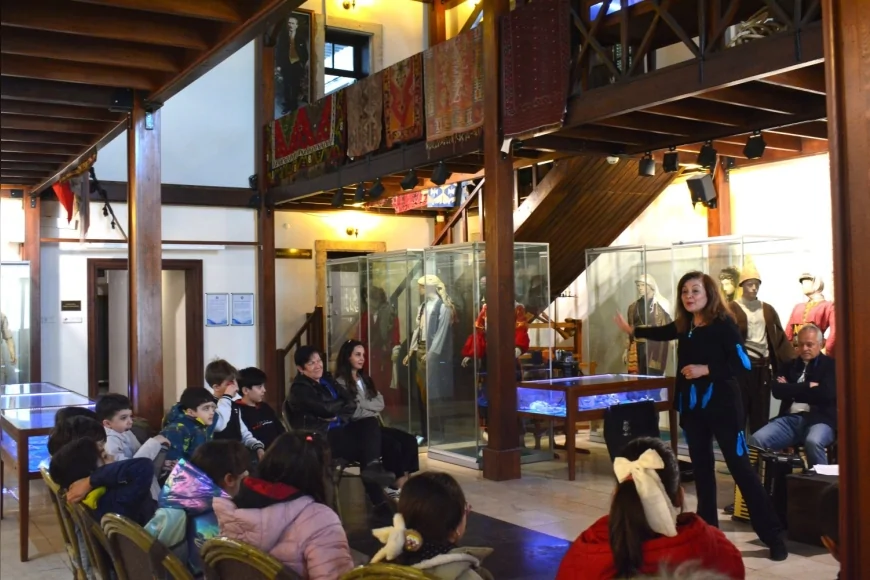 Ege Üniversitesi Etnografya Müzesinde Kuş Masalları Etkinliğiyle Kültürel Miras Yeniden Canlandı