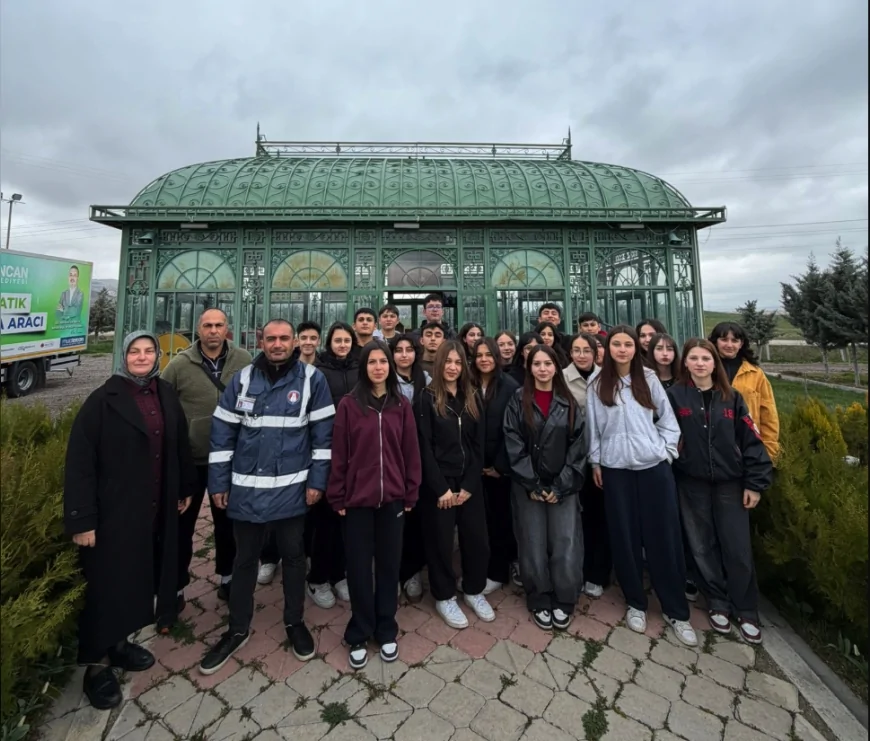 Ankara Sincan'da Uluslararası Sıfır Atık Günü'nde Öğrencilere Uygulamalı Çevre Eğitimi Verildi