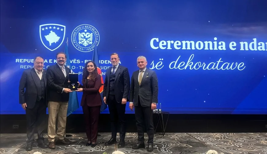 TOBB Başkanı M. Rifat Hisarcıklıoğlu Kosova’da Cumhurbaşkanlığı Liyakat Madalyası ile ödüllendirildi