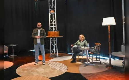 Bornova’da Dünya Tiyatro Günü’nde tiyatronun binlerce yıllık serüveni ele alındı