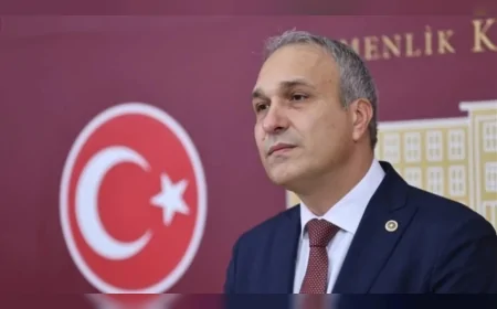 CHP İstanbul Milletvekili Suat Özçağdaş: “MEB Beşevler Kampüsü’nün devri doğru mu, kamu yararı nedir”