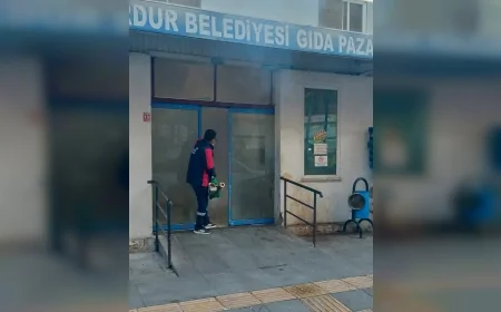 Burdur Belediye Başkanı Ali Orkun Ercengiz: “Sivrisinekle mücadeleyi yaz boyunca aralıksız sürdüreceğiz”