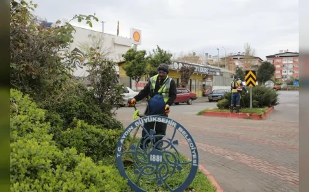 AYDIN BÜYÜKŞEHİR BELEDİYE BAŞKANI ÖZLEM ÇERÇİOĞLU GERMENCİK VE İNCİRLİOVA’DA YEŞİL ALANLARI BAHARA HAZIRLADI