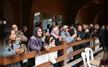 ALTINDAĞ BELEDİYE BAŞKANI DR. VEYSEL TİRYAKİ: “2 NİSAN OTİZM FARKINDALIK GÜNÜ’NDE ÖZEL SPORCULARIMIZLA ANLAMLI BİR ETKİNLİĞE EV SAHİPLİĞİ YAPTIK”