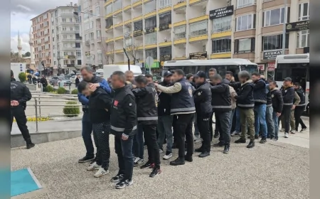 Çorum merkezli 5 ilde dolandırıcılık operasyonunda 23 şüpheliden 21’i tutuklandı