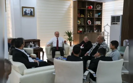 Düzce Belediye Başkanı Faruk Özlü Roman Vatandaşlarla Buluştu, Genç Müzisyenlere Destek Sözü Verdi