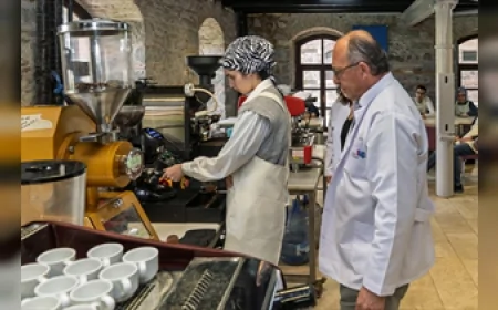 İzmir Büyükşehir Belediyesi Otizmli Gençleri Barista Eğitimiyle İstihdama Hazırlıyor