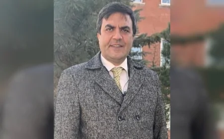 Sürgündeki İranlı Türk Aktivist Dr. Cavadbeyli'den Tahran'a Dönüş Çağrısı: "Vatan Savunmasında Yer Almak İstiyorum"
