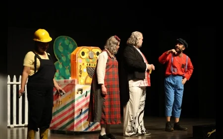 AYDIN BÜYÜKŞEHİR BELEDİYESİ DÜNYA TİYATRO HAFTASINDA HER YAŞTAN VATANDAŞI SAHNEYLE BULUŞTURDU!