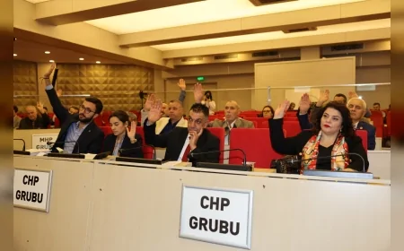 Şehzadeler Belediye Başkanı Hakan Şimşek: “Şehzadeler’i daha yaşanabilir bir şehir haline getirmek için çalışıyoruz”