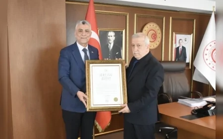 Ticaret Bakanı Ömer Bolat: “Ahi Esnaf Beratı, ticarette ahlâk ve vefanın nişanesidir”