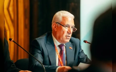 İçişleri Bakanlığı Bursa Büyükşehir Belediye Başkanı Mustafa Bozbey’i Görevden Uzaklaştırdı