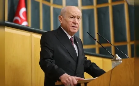 MHP Genel Başkanı Devlet Bahçeli: “Alparslan Türkeş’in yaktığı meşale asla sönmeyecek”