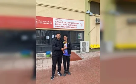 İzmir Aliağa’da Özel Sporculardan Para Masa Tenisi ve Atlı Cimnastikte Çifte Şampiyonluk