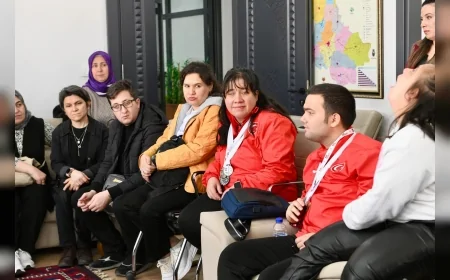 ALTIEYLÜL BELEDİYE BAŞKANI HAKAN ŞEHİRLİ: “ÖZEL BİREYLERİN YAŞAMINI KOLAYLAŞTIRACAK PROJELERİ SÜRDÜRECEĞİZ”