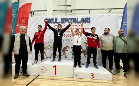 Altındağ Belediyesi Spor Kulübü Güreşçileri Türkiye Grup Müsabakalarında 5 Madalya Kazandı