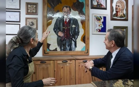 TEPEBAŞI BELEDİYE BAŞKANI AHMET ATAÇ CAM SANATÇISI GÜLŞEN BAYIR’I ATÖLYESİNDE ZİYARET ETTİ