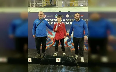 Yunusemre Belediyesporlu güreşçiler Sakarya’da elde ettikleri derecelerle Türkiye finallerine yükseldi