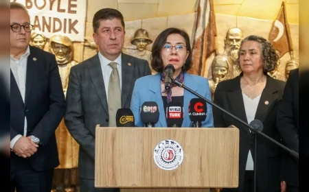 Uşak Belediye Meclisi’nde yapılan oylamada Hatice Terekeci Özkan başkanvekili seçildi